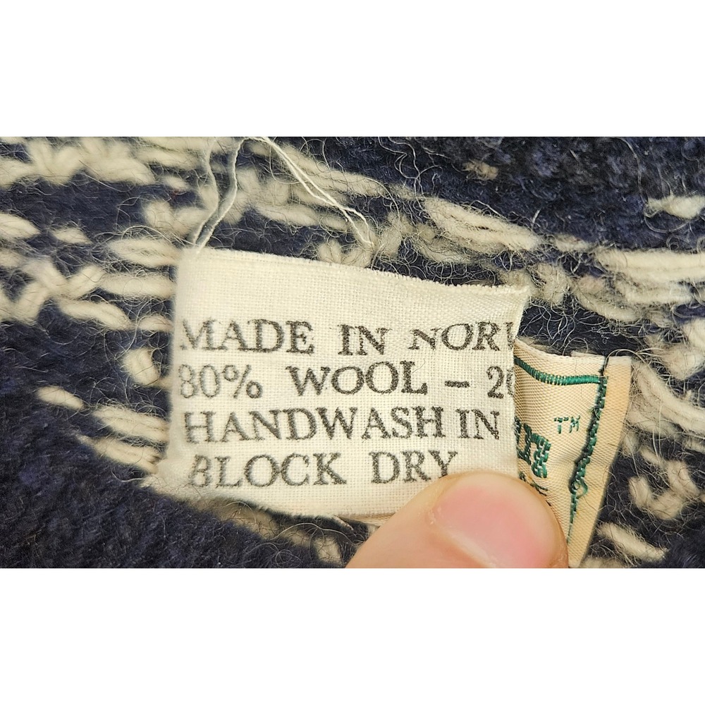 Vintage LL Bean Birdseye Sweater Navy Blue Wool Blend Norway Crewneck Med-Large - Picture 7 of 8